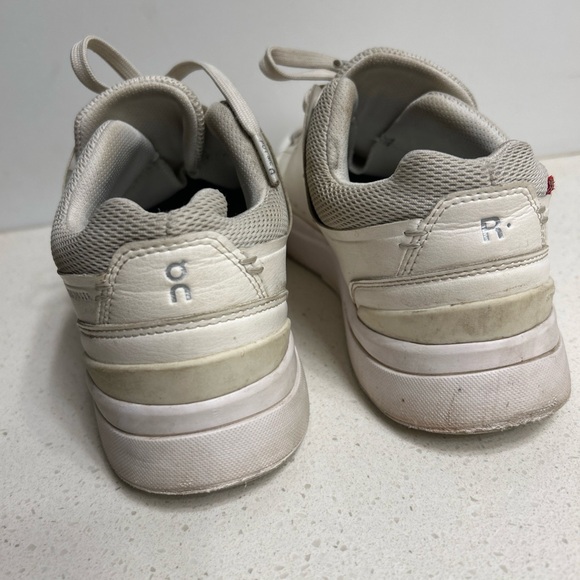 On Cloud The Roger White Leather Sneakers 7 - Picture 5 of 7